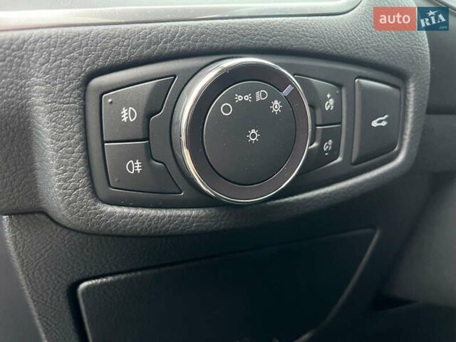 Чорний Форд Галаксі, об'ємом двигуна 2 л та пробігом 208 тис. км за 21800 $, фото 36 на Automoto.ua