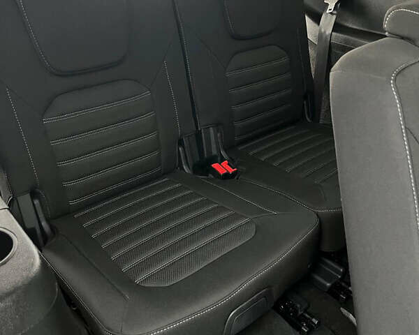 Чорний Форд Галаксі, об'ємом двигуна 2 л та пробігом 208 тис. км за 21800 $, фото 51 на Automoto.ua