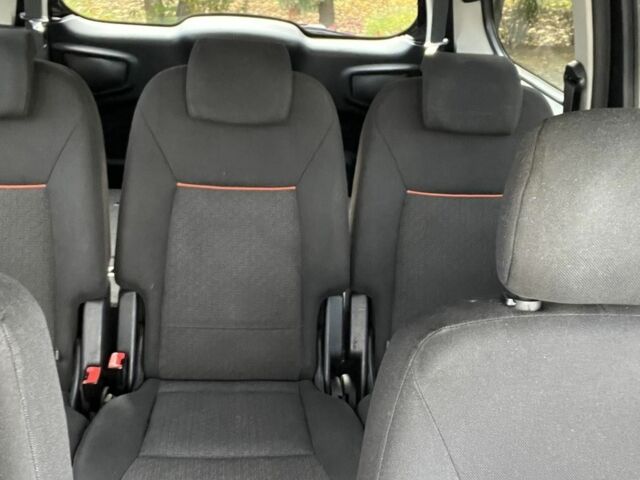 Чорний Форд Галаксі, об'ємом двигуна 2 л та пробігом 249 тис. км за 6900 $, фото 4 на Automoto.ua