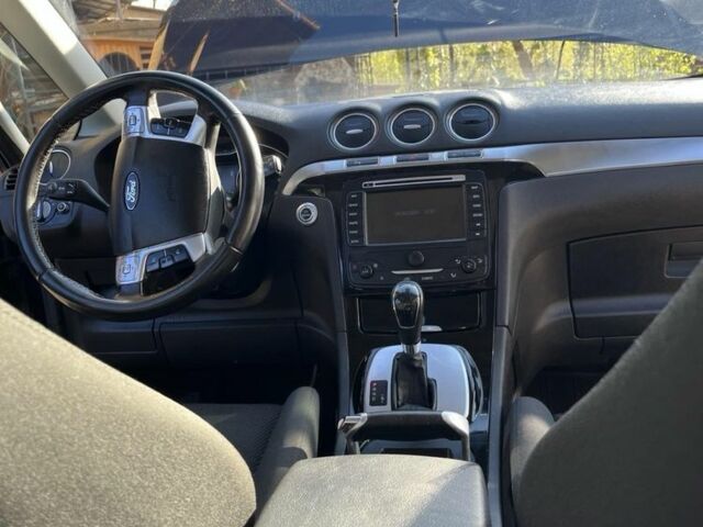 Форд Галакси 2013 в Львове на Automoto.ua Черный Форд Галакси, объемом двигателя 2 л и пробегом 193 тыс. км за 11600 $, фото 5 на Automoto.ua