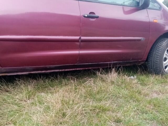 Красный Форд Галакси, объемом двигателя 2 л и пробегом 350 тыс. км за 2500 $, фото 4 на Automoto.ua