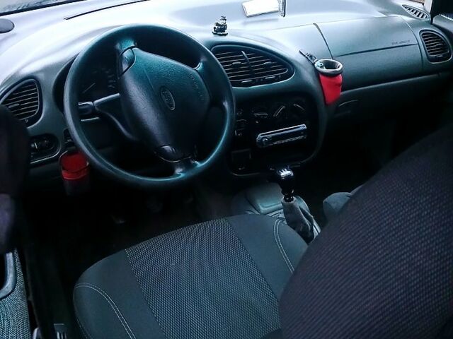 Червоний Форд Галаксі, об'ємом двигуна 2 л та пробігом 0 тис. км за 2800 $, фото 4 на Automoto.ua