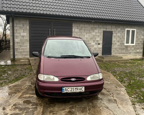 Красный Форд Галакси, объемом двигателя 2 л и пробегом 270 тыс. км за 2450 $, фото 1 на Automoto.ua