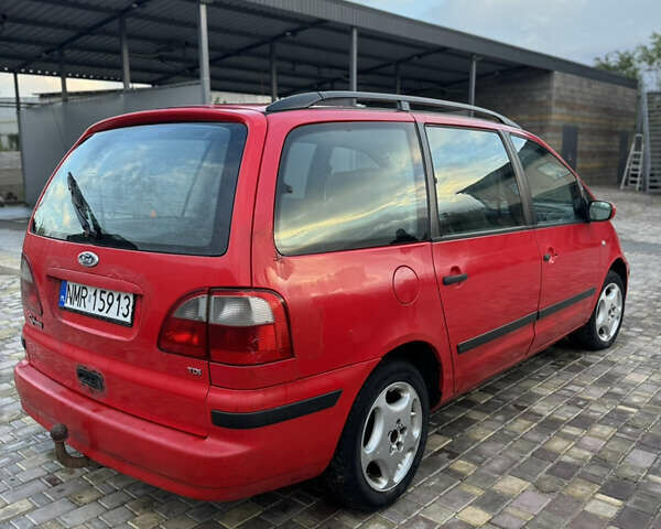 Червоний Форд Галаксі, об'ємом двигуна 2 л та пробігом 250 тис. км за 1800 $, фото 3 на Automoto.ua