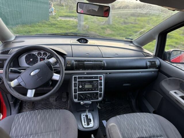 Красный Форд Галакси, объемом двигателя 1.9 л и пробегом 250 тыс. км за 1499 $, фото 4 на Automoto.ua