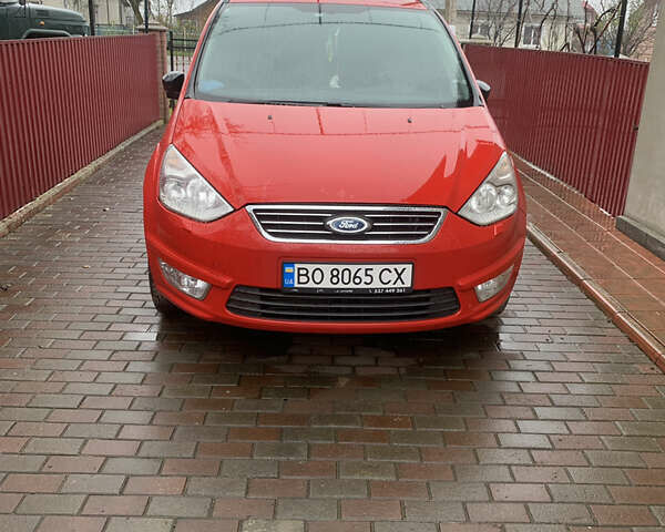 Красный Форд Галакси, объемом двигателя 1.56 л и пробегом 228 тыс. км за 12400 $, фото 13 на Automoto.ua