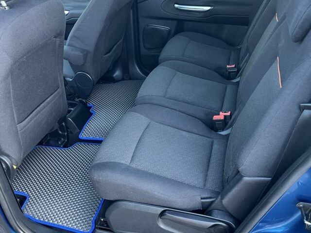 Форд Галаксі, об'ємом двигуна 2 л та пробігом 233 тис. км за 6067 $, фото 4 на Automoto.ua