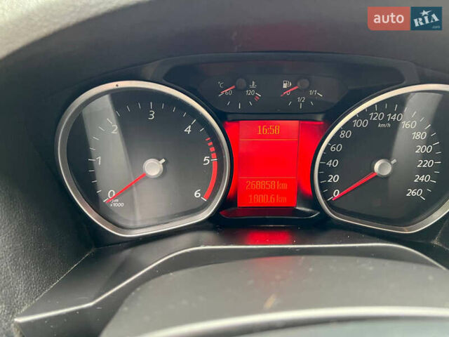 Форд Галаксі, об'ємом двигуна 1.6 л та пробігом 268 тис. км за 9500 $, фото 12 на Automoto.ua