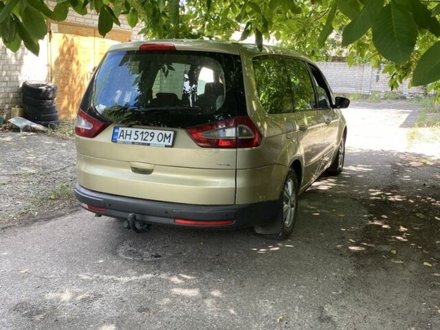 Форд Галаксі 2006 у Славянске на Automoto.ua Жовтий Форд Галаксі, об'ємом двигуна 2 л та пробігом 380 тис. км за 6500 $, фото 2 на Automoto.ua