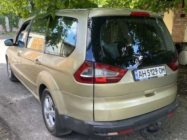 Форд Галаксі 2006 у Славянске на Automoto.ua Жовтий Форд Галаксі, об'ємом двигуна 2 л та пробігом 380 тис. км за 6500 $, фото 3 на Automoto.ua