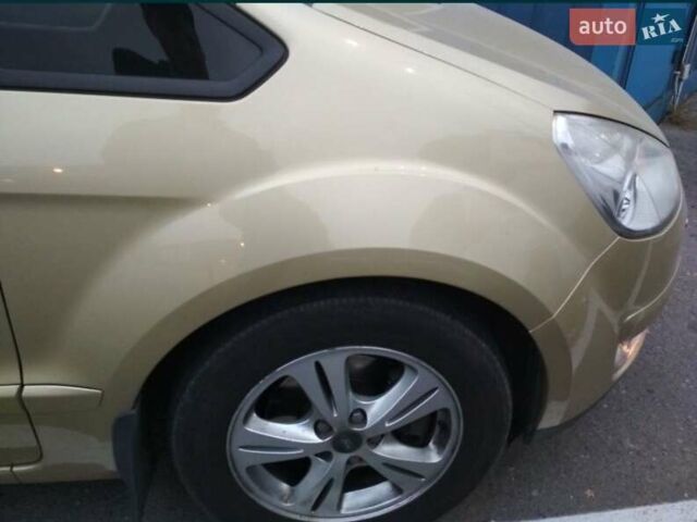 Жовтий Форд Галаксі, об'ємом двигуна 2 л та пробігом 255 тис. км за 9200 $, фото 2 на Automoto.ua