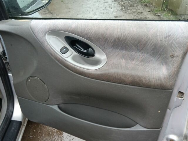 Серый Форд Галакси, объемом двигателя 0 л и пробегом 2 тыс. км за 2200 $, фото 6 на Automoto.ua