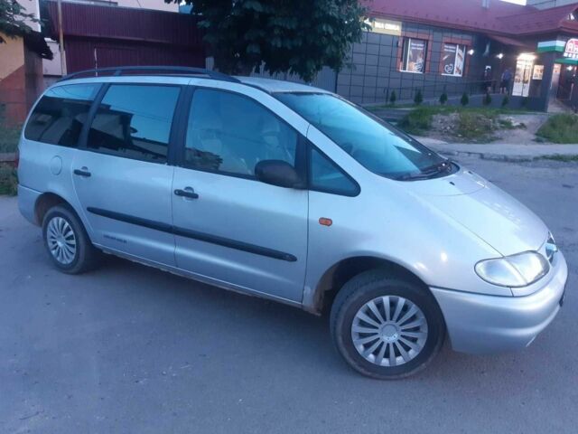 Серый Форд Галакси, объемом двигателя 2.3 л и пробегом 3 тыс. км за 2200 $, фото 4 на Automoto.ua