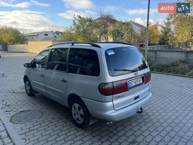 Сірий Форд Галаксі, об'ємом двигуна 1.9 л та пробігом 299 тис. км за 2449 $, фото 3 на Automoto.ua