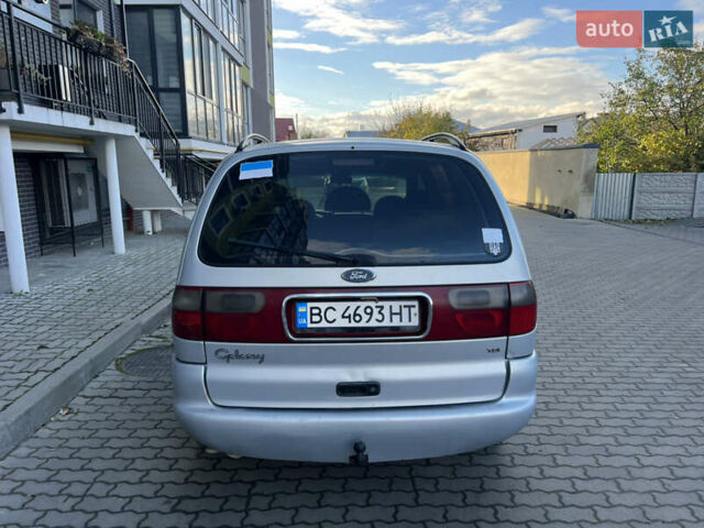 Сірий Форд Галаксі, об'ємом двигуна 1.9 л та пробігом 299 тис. км за 2449 $, фото 4 на Automoto.ua