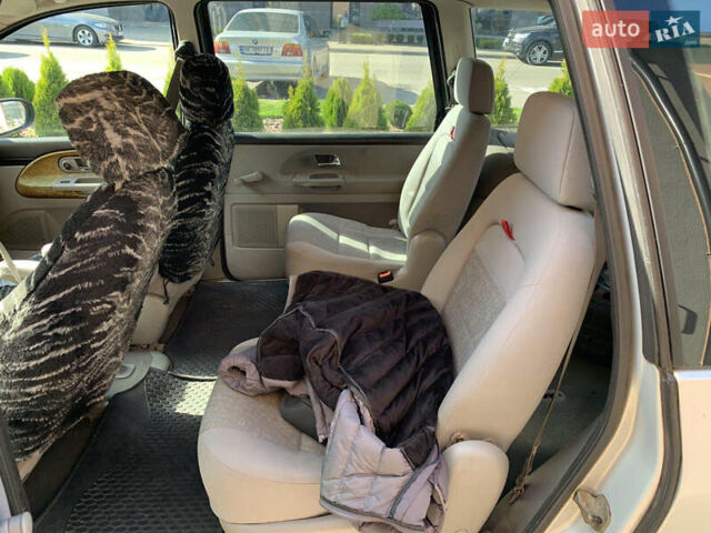 Форд Галаксі 2000 у Луцьку на Automoto.ua Сірий Форд Галаксі, об'ємом двигуна 1.9 л та пробігом 300 тис. км за 1450 $, фото 8 на Automoto.ua