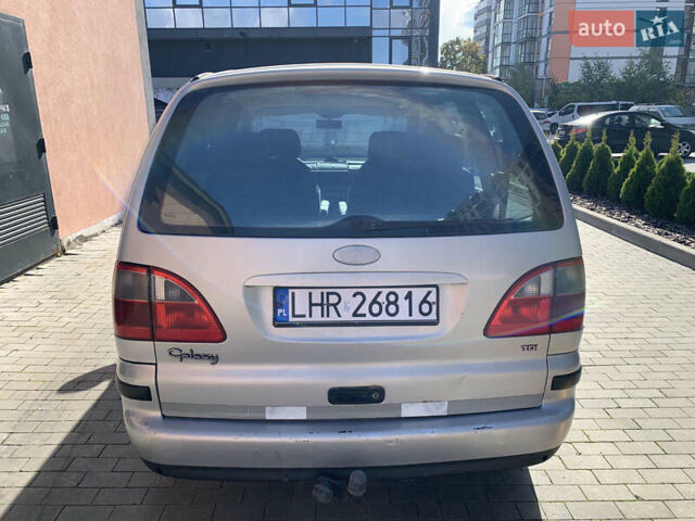 Форд Галаксі 2000 у Луцьку на Automoto.ua Сірий Форд Галаксі, об'ємом двигуна 1.9 л та пробігом 300 тис. км за 1450 $, фото 1 на Automoto.ua