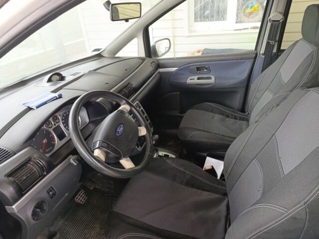 Серый Форд Галакси, объемом двигателя 1.9 л и пробегом 500 тыс. км за 3300 $, фото 6 на Automoto.ua