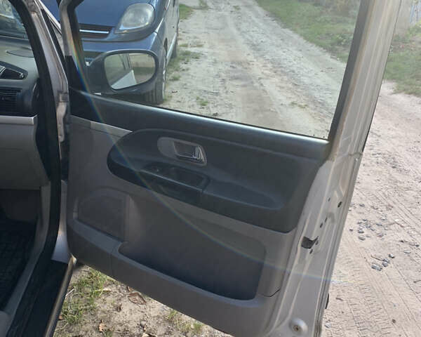 Сірий Форд Галаксі, об'ємом двигуна 1.9 л та пробігом 440 тис. км за 4500 $, фото 6 на Automoto.ua