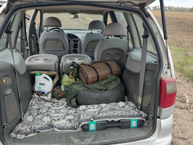 Форд Галаксі 2000 у Києві на Automoto.ua Сірий Форд Галаксі, об'ємом двигуна 1.9 л та пробігом 470 тис. км за 1900 $, фото 6 на Automoto.ua