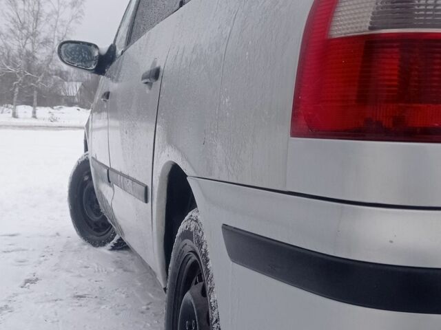 Серый Форд Галакси, объемом двигателя 1.9 л и пробегом 460 тыс. км за 3650 $, фото 4 на Automoto.ua