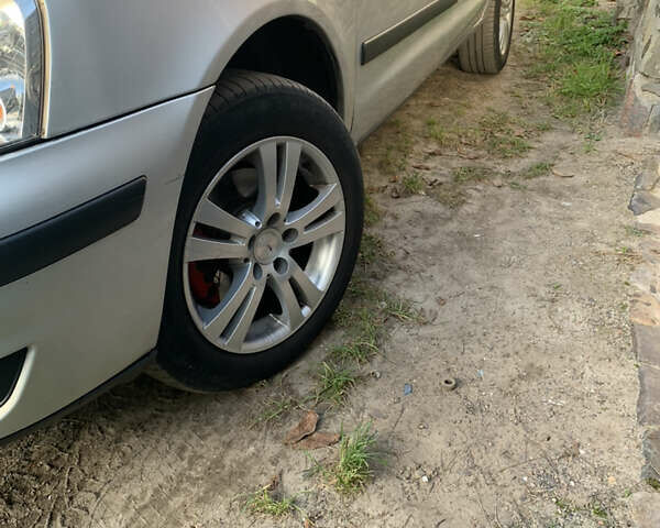 Сірий Форд Галаксі, об'ємом двигуна 1.9 л та пробігом 440 тис. км за 4500 $, фото 3 на Automoto.ua