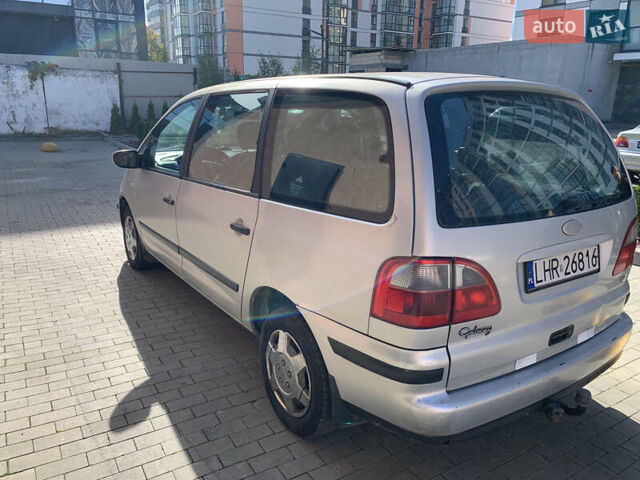 Форд Галаксі 2000 у Луцьку на Automoto.ua Сірий Форд Галаксі, об'ємом двигуна 1.9 л та пробігом 300 тис. км за 1450 $, фото 3 на Automoto.ua