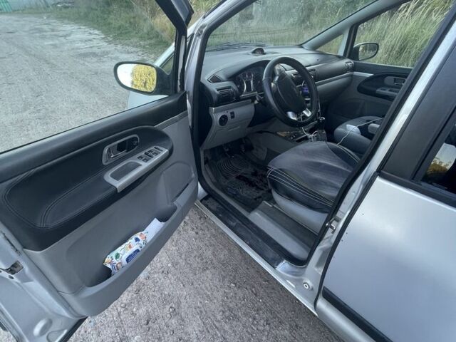 Форд Галакси 2001 в Недригайлове на Automoto.ua Серый Форд Галакси, объемом двигателя 1.9 л и пробегом 600 тыс. км за 2600 $, фото 7 на Automoto.ua