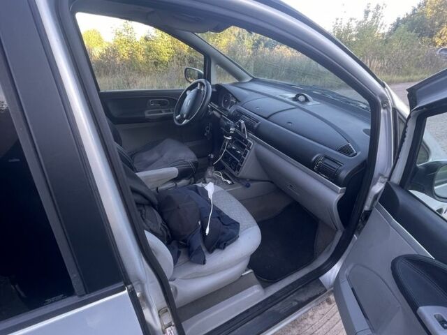 Форд Галакси 2001 в Недригайлове на Automoto.ua Серый Форд Галакси, объемом двигателя 1.9 л и пробегом 600 тыс. км за 2600 $, фото 4 на Automoto.ua