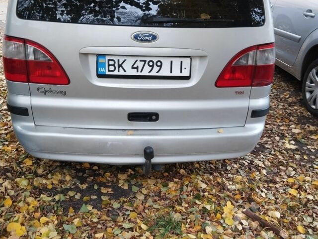 Серый Форд Галакси, объемом двигателя 1.9 л и пробегом 280 тыс. км за 4000 $, фото 1 на Automoto.ua
