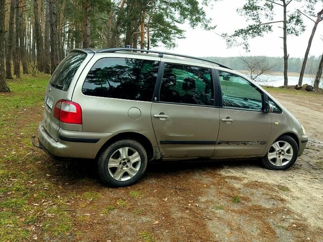 Сірий Форд Галаксі, об'ємом двигуна 1.9 л та пробігом 320 тис. км за 4600 $, фото 4 на Automoto.ua