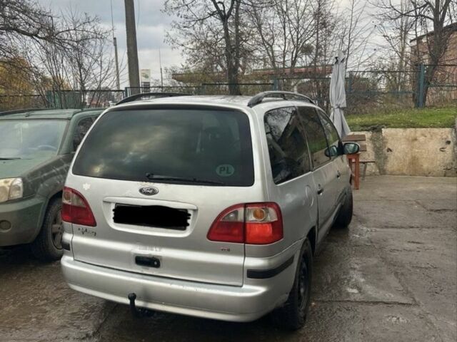 Серый Форд Галакси, объемом двигателя 1.9 л и пробегом 330 тыс. км за 2100 $, фото 2 на Automoto.ua