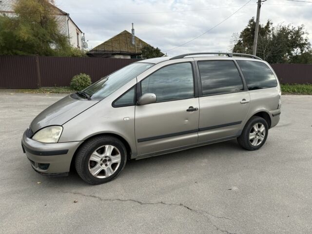 Серый Форд Галакси, объемом двигателя 1.9 л и пробегом 320 тыс. км за 3250 $, фото 3 на Automoto.ua