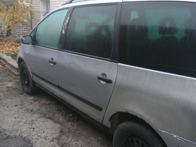 Сірий Форд Галаксі, об'ємом двигуна 2 л та пробігом 320 тис. км за 1700 $, фото 2 на Automoto.ua