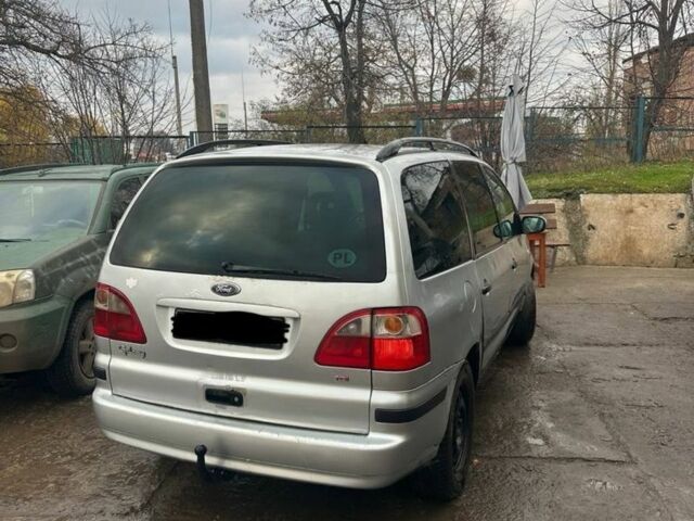 Серый Форд Галакси, объемом двигателя 0 л и пробегом 380 тыс. км за 2050 $, фото 4 на Automoto.ua