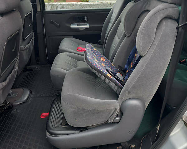 Серый Форд Галакси, объемом двигателя 1.9 л и пробегом 270 тыс. км за 4500 $, фото 5 на Automoto.ua