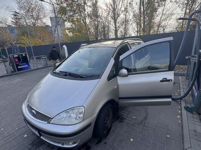 Серый Форд Галакси, объемом двигателя 1.9 л и пробегом 341 тыс. км за 2381 $, фото 10 на Automoto.ua