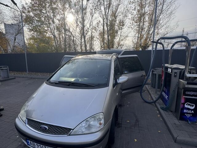 Серый Форд Галакси, объемом двигателя 1.9 л и пробегом 341 тыс. км за 2381 $, фото 3 на Automoto.ua