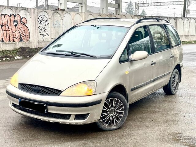 Серый Форд Галакси, объемом двигателя 0 л и пробегом 200 тыс. км за 2200 $, фото 5 на Automoto.ua