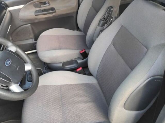 Сірий Форд Галаксі, об'ємом двигуна 1.9 л та пробігом 3 тис. км за 2500 $, фото 7 на Automoto.ua