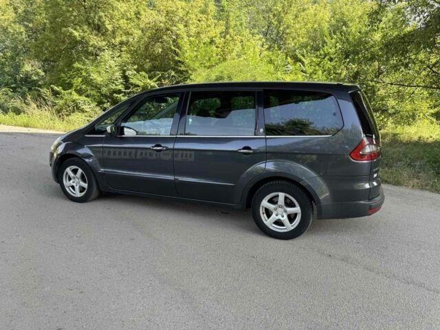 Сірий Форд Галаксі, об'ємом двигуна 1.8 л та пробігом 270 тис. км за 5550 $, фото 1 на Automoto.ua