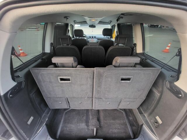 Сірий Форд Галаксі, об'ємом двигуна 1.8 л та пробігом 276 тис. км за 4500 $, фото 9 на Automoto.ua