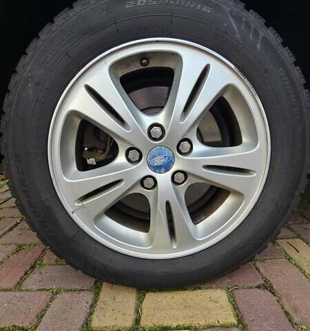 Серый Форд Галакси, объемом двигателя 1.8 л и пробегом 234 тыс. км за 7000 $, фото 19 на Automoto.ua