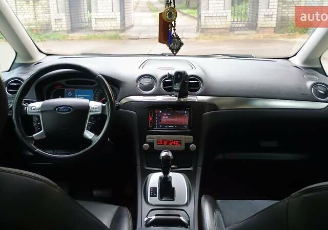 Сірий Форд Галаксі, об'ємом двигуна 2.26 л та пробігом 279 тис. км за 7150 $, фото 3 на Automoto.ua