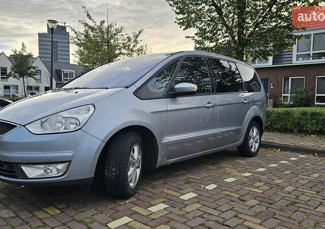 Серый Форд Галакси, объемом двигателя 1.8 л и пробегом 234 тыс. км за 7000 $, фото 15 на Automoto.ua