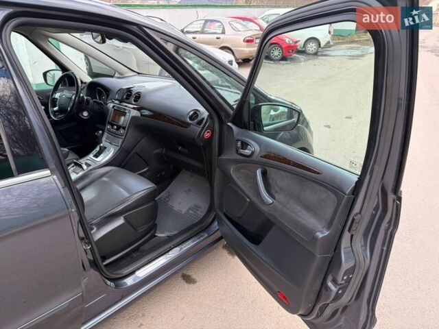 Сірий Форд Галаксі, об'ємом двигуна 2.3 л та пробігом 204 тис. км за 7890 $, фото 20 на Automoto.ua