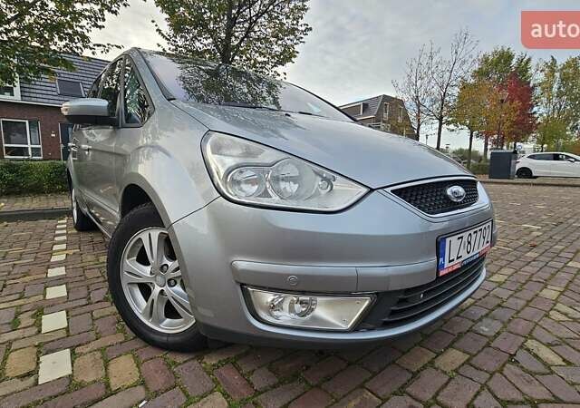 Серый Форд Галакси, объемом двигателя 1.8 л и пробегом 234 тыс. км за 7000 $, фото 5 на Automoto.ua