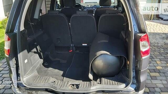 Сірий Форд Галаксі, об'ємом двигуна 2 л та пробігом 298 тис. км за 8000 $, фото 22 на Automoto.ua