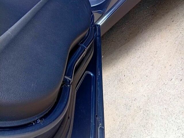 Сірий Форд Галаксі, об'ємом двигуна 2 л та пробігом 218 тис. км за 7800 $, фото 2 на Automoto.ua