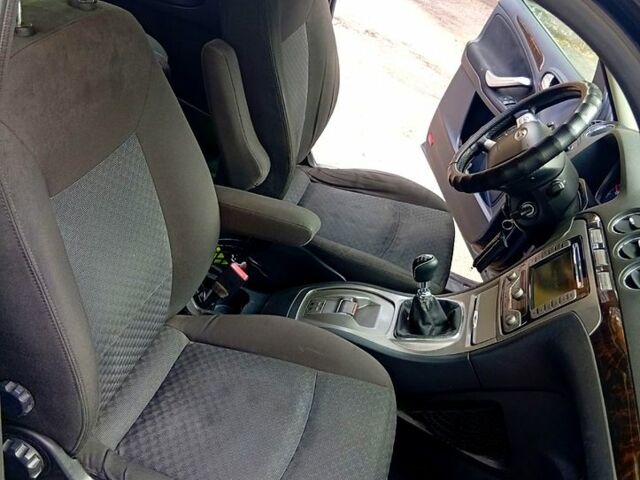 Сірий Форд Галаксі, об'ємом двигуна 2 л та пробігом 218 тис. км за 7800 $, фото 5 на Automoto.ua